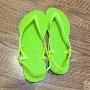 Havaianas green slippers with heel strap